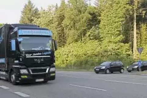 Der Bereich Langenberg ist stark befahren. Es gibt immer wieder Unfälle.  Foto: Iversen
