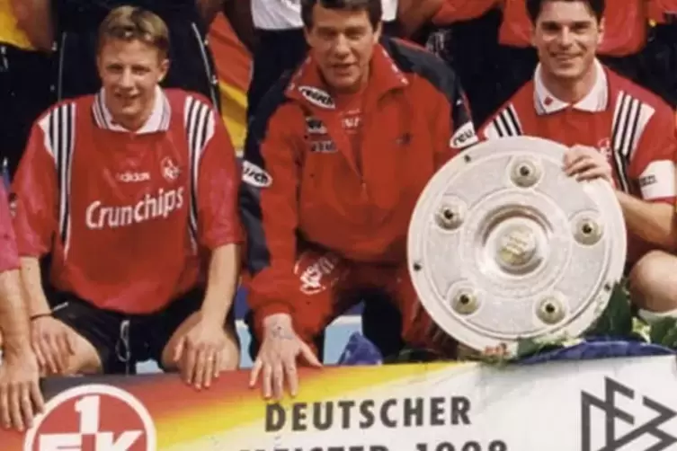 Die Meisterschale des DFB 1998 entwarf Elisabeth Treskow.   Foto: FC Kaiserslautern