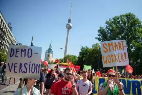 Demo-Hauptstadt Berlin: Über 4400 Kundgebungen gab es dort voriges Jahr. Manche sogar größer als der Neustadter Winzerfestumzug.