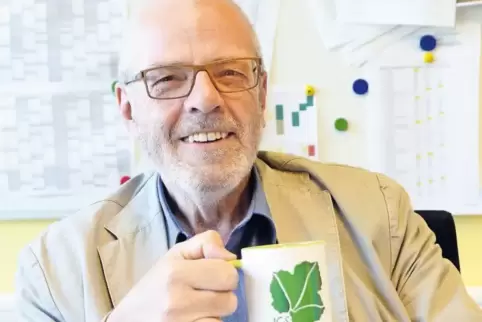 „Ich wollte werden wie einer meiner Lehrer“, sagt Georg Dumont, Leiter der Integrierten Gesamtschule Deidesheim-Wachenheim.