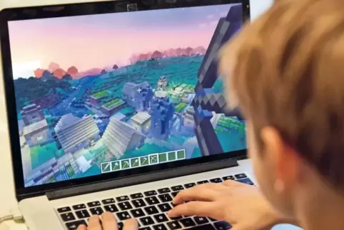 Wenn aus Spaß eine Sucht wird: 465 000 Jugendliche in Deutschland sind computerspielsuchtgefährdet.