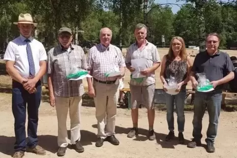 Wurden für 50 Jahre geehrt: Ernst Hübner, Walter Reidenbach, Isolde Rüther-Woll, Harald Woll, Horst Brandt und Klaus Schneider. 