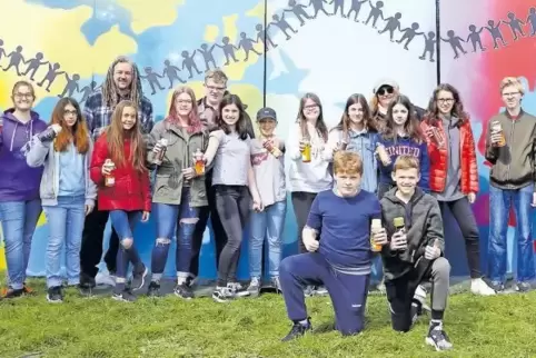Die Welt auf 18 Quadratmetern: Die Schüler der IGS haben in Gönnheim ein Wandbild gestaltet.