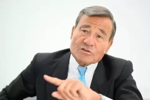 Fit mit 77: Wolfgang Grupp, Inhaber und Geschäftsführer des Textilunternehmens Trigema  Foto: dpa