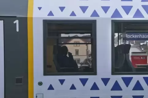 Der Regional-Express von Kaiserslautern nach Koblenz fällt südlich von Bad Kreuznach aus.  Foto: J. Hoffmann