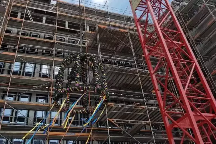 Der Kranz zum Richtfest. Foto: ier