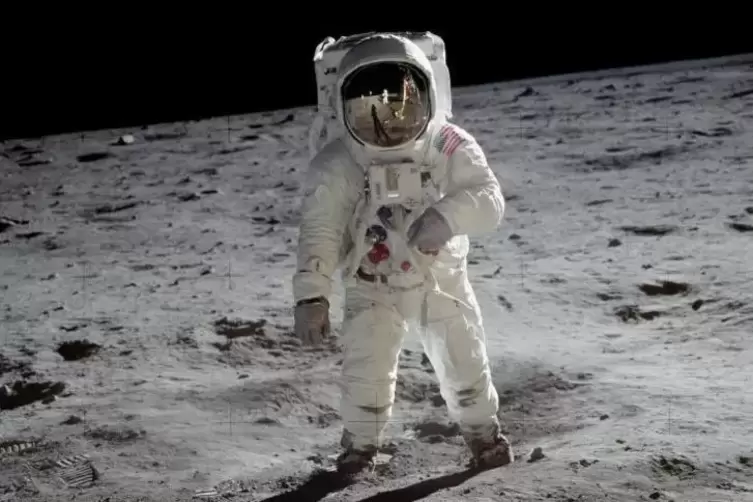War der zweite Mann auf dem Mond: Edwin „Buzz“ Aldrin. Das Foto machte sein Kollege Neil Armstrong.  Foto: Neil Armstrong/NASA/d