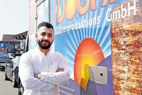 An Dogan Döner kommt man in die Südpfalz nicht vorbei. Inhaber ist der 31-jährige Fahri Dogan.