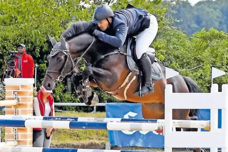 Seriensieger: Benjamin Wulschner, hier beim mit 1250 Euro belohnten Gewinn des Zwei-Sterne-Springen mit Quidditsch, landete gest