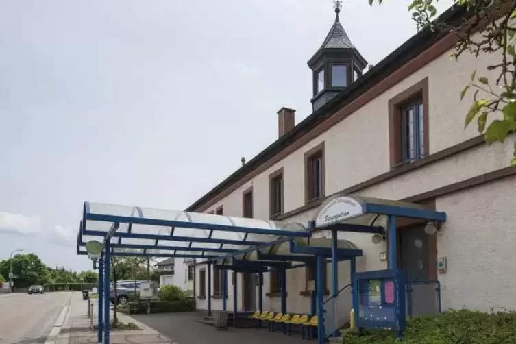 Das Schwedelbacher Bürgerhaus soll renoviert werden. Foto: view