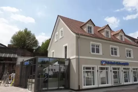 Die Hornbacher VR-Bank-Filiale öffnet ab Oktober im Wechsel nur noch vormittags oder nachmittags. Foto: Moschel