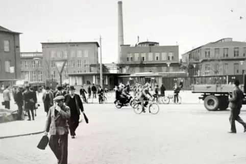 BASF-Werkstor 2 in den 50er Jahren. Foto: KUNZ