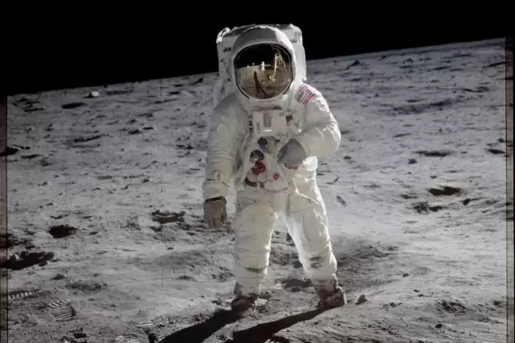 US-Astronaut Edwin «Buzz» Aldrin steht auf der Mondoberfläche.  Foto: dpa/Neil Armstrong/Nasa