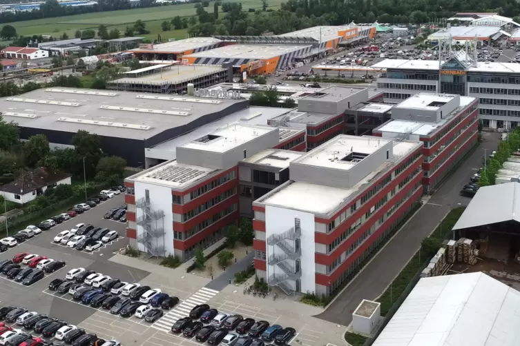 Bornheim_Hornbach_Luftbild_2019_06_11_VAN.jpg