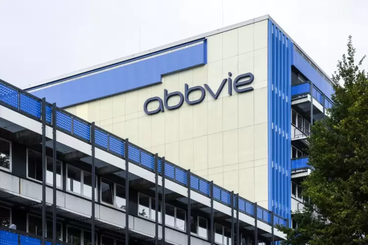 Ludwigshafen_Abbvie_Hauptgebaeude_KUNZ.jpg