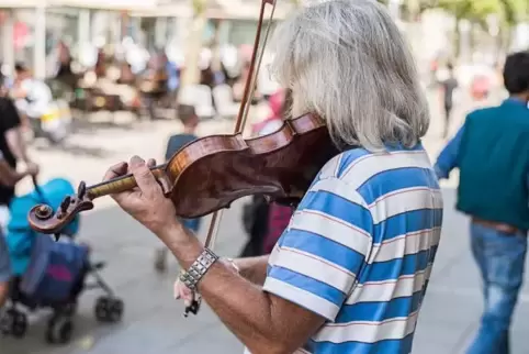 Straßenmusiker werden am 17. August die Ludwigshafener Prinzregentenstraße bevölkern.   Foto: dpa