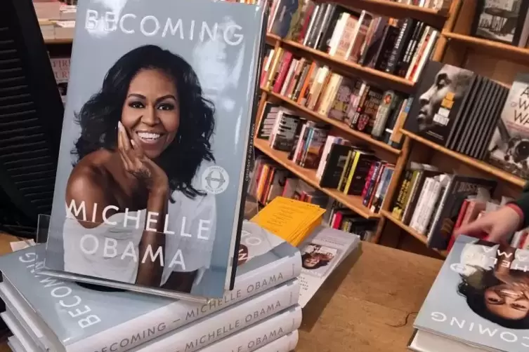 F&uuml;r Karin Arns-Germann das krasse Gegenteil zur aktuellen First Lady: Michelle Obama. Ihre Autobiografie will die Frankenthaleri