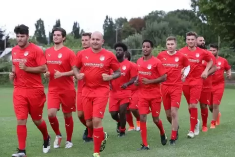 Die Roten: Training am Dienstagabend. Foto: Lenz