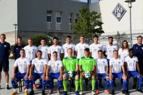 Das jüngste Team der Verbandsliga: Die U23 des FK Pirmasens startet am Sonntag in die neue Saison.  Foto: Buchholz