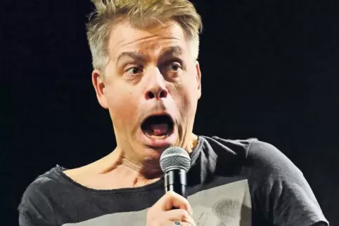 „Ich schau’, wie ich schau’“, sagt Michael Mittermeier, hier bei seinem 2015er-Gastspiel in Neustadt.