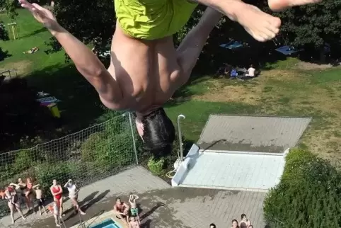 Das Stadionbad ist das einzige Freibad in der Region mit einem Sicherheitsdienst.  Archivfoto: Mehn