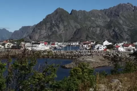Die Lofoten sind eines der Ziele, die die Reiseführer auf ihrer Tour ansteuern. Foto: Lange/frei