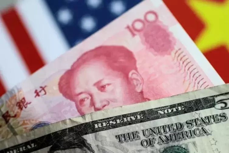 US-Dollar und chinesischer Yuan. Foto: REUTERS