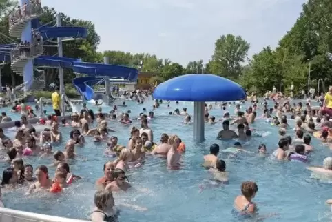 Sehr beliebt: das Willersinn-Freibad.  Archivfoto: KUNZ