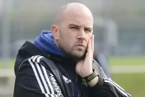 Seine Mannschaft weist nach fünf Spielen null Punkte auf: Patrick Fischer, der neue Cheftrainer des FK Pirmasens.  Foto: Seebald