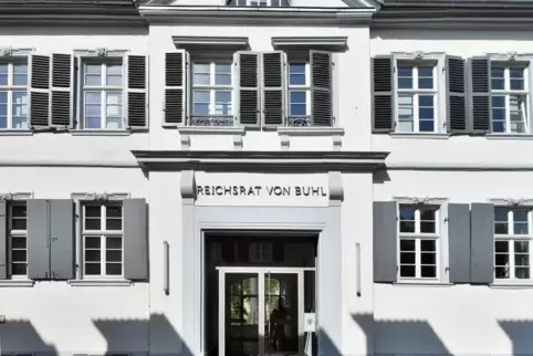 Derzeit dreht sich kräftig das Personalkarussell im Weingut Reichsrat von Buhl. Foto: Mehn