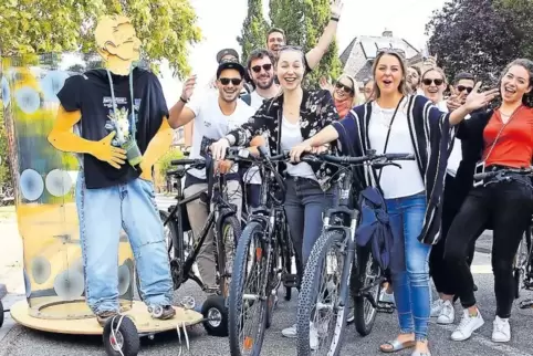 Kamen 2018 aus Düsseldorf, Hamburg und Karlsruhe zum Erlebnistag – ehemalige Neustadter Schüler mit Freunden.
