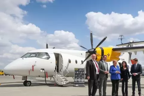 Teilweise eingeflogen zur ersten Nationalen Luftfahrtkonferenz, diesmal in Leipzig-Halle (von links): Wirtschaftsminister Altmai