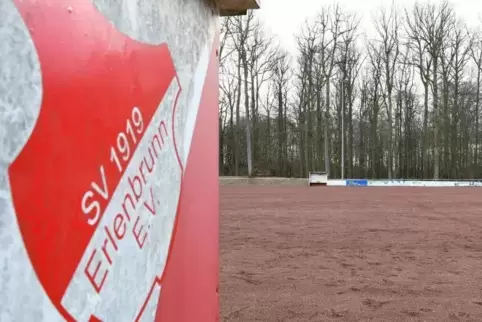 Der Hartplatz des SV Erlenbrunn soll bald Geschichte sein.  Foto: Buchholz