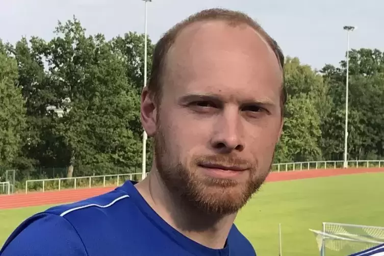 Jonas Tenzer, Trainer der TSG Eisenberg II. Foto: lor
