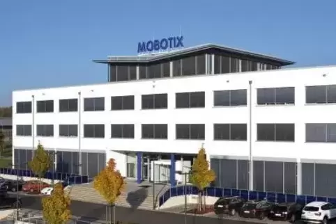 Seit 2009 hat Mobotix seinen Unternehmenssitz im Winnweilerer Ortsteil Langmeil.  Foto: Mobotix/frei