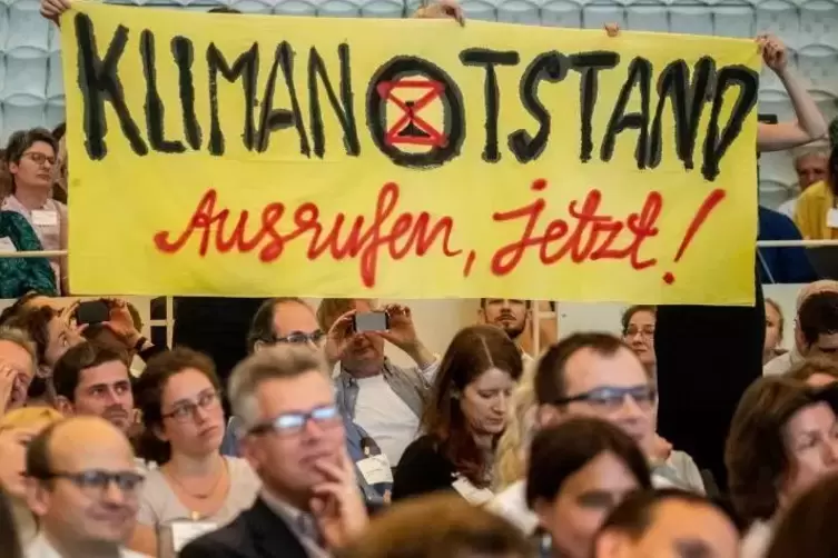 Den Klimawandel will man in Annweiler bekämpfen, nicht aber den „Klimanotstand“ ausrufen. Archivfoto: dpa