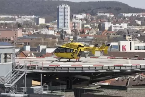 Gelbe ADAC-Hubschrauber werden in den kommenden Monaten öfter auf dem Klinikum in Kaiserslautern landen: Der ADAC soll für ein J