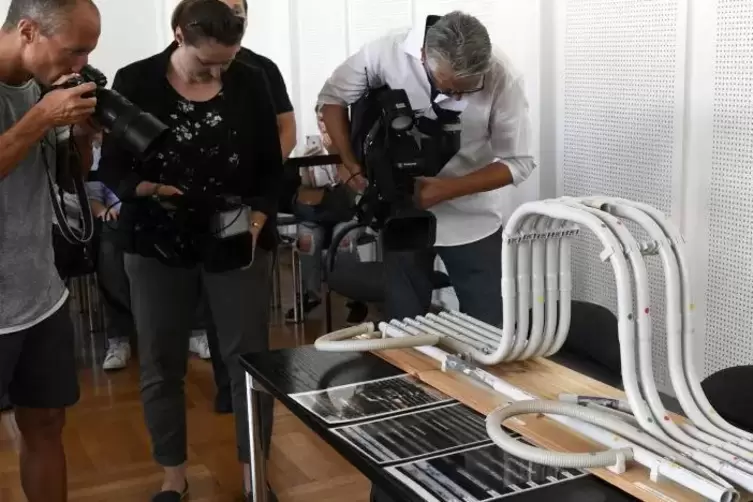 Nachgebaut: ein Modell der Rohrleitungen an der Ungl&uuml;cksstelle.  Foto: bolte