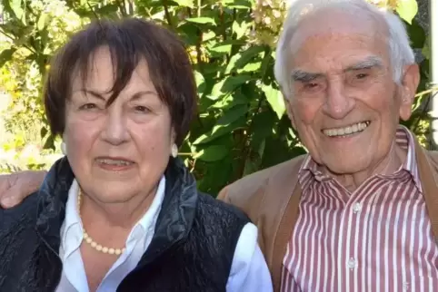 Gertrud und Heinz Brämer lernten sich in Schopp kennen.  Foto: Andrea Daum