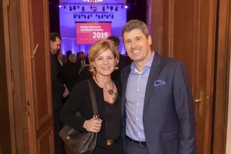 Kommen nach D&uuml;rkheim: Markus Merk und seine Ehefrau Sabine.  Foto: VIEW
