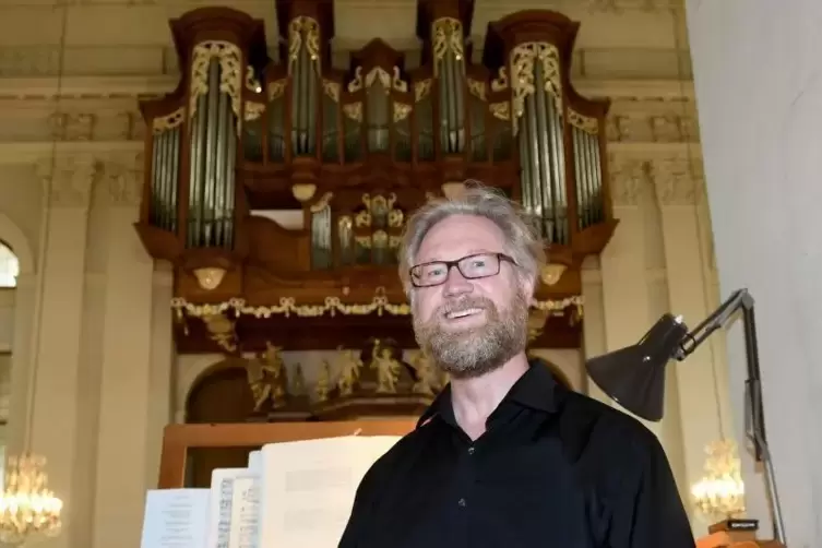 Gefiel mit Orgelmusik der Norddeutschen Orgelschule sowie aus Frankreich: Kai Krakenberg.  Foto: Stepan