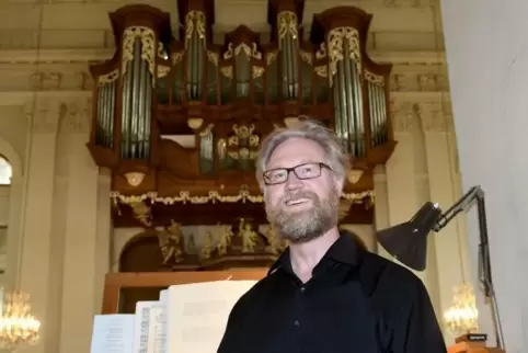 Gefiel mit Orgelmusik der Norddeutschen Orgelschule sowie aus Frankreich: Kai Krakenberg.  Foto: Stepan