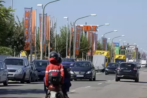 Blick in die Industriestraße hinein aus Richtung Innenstadt. Foto: KUNZ