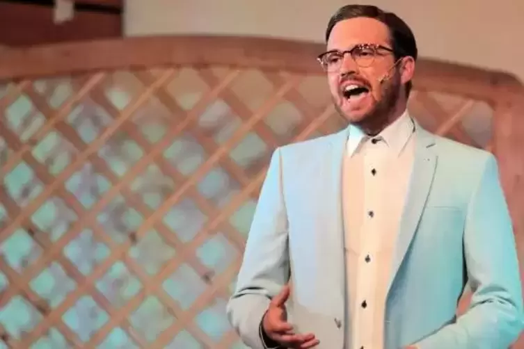 Publikumsliebling Tim Poschmann (hier bei einem &bdquo;Lachfestival&ldquo;-Auftritt) feiert am 20. September mit seinem erstem Comedy-Theate