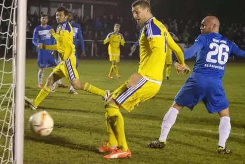 Am 14. Oktober 2015 im bis dato letzten Verbandspokalderby zwischen dem SC Hauenstein und dem FK Pirmasens siegte der Sportclub,