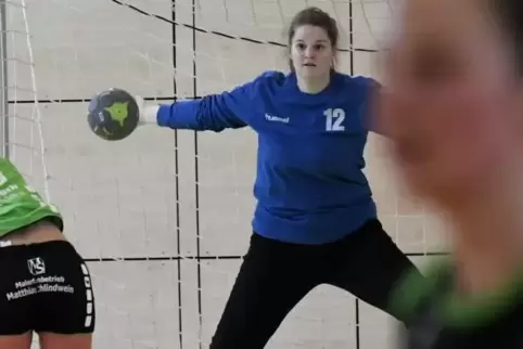 Der Stammplatz von Carmen Stephan ist zwischen den Pfosten. Gegen den TuS Heiligenstein wird sie beim SC Bobenheim-Roxheim jedoc