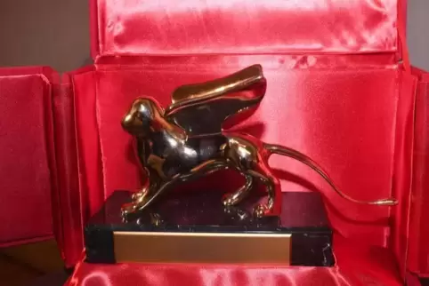 Wartet auf die Preisträger: Ein Goldener Löwe in Venedig. Foto: dpa