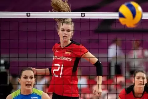 Camilla Weitzel beim Aus der Nationalmannschaft in Lodz. Foto: dpa