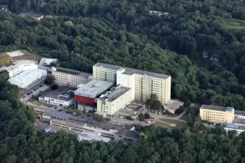 Das Klinikum Saarbrücken. 