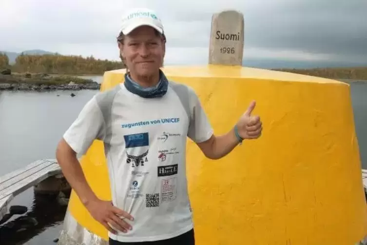 Lukas Bion am Dreil&auml;ndereck Schweden, Finnland und Norwegen.
